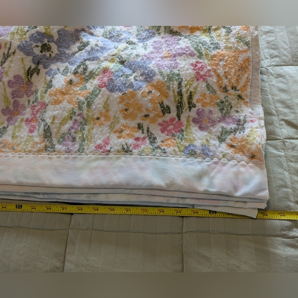 VTG Floral Blanket Satin Trim - Picture 8 of 9